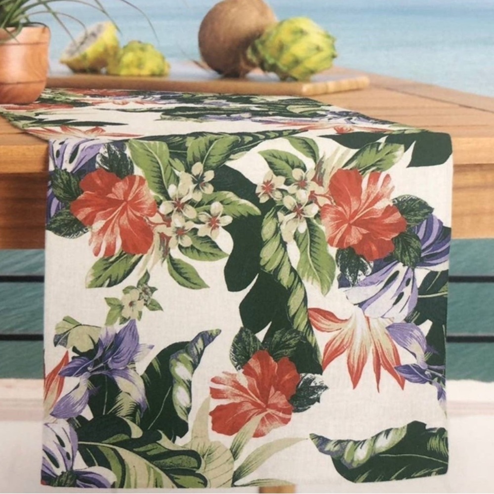 Tommy Bahama Tropical Table Runner